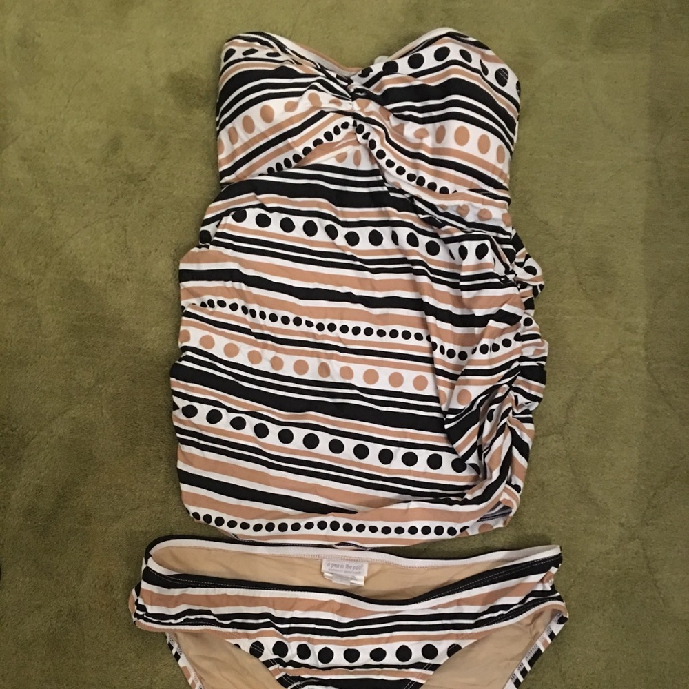 NWT a pea in the pod maternity tankini